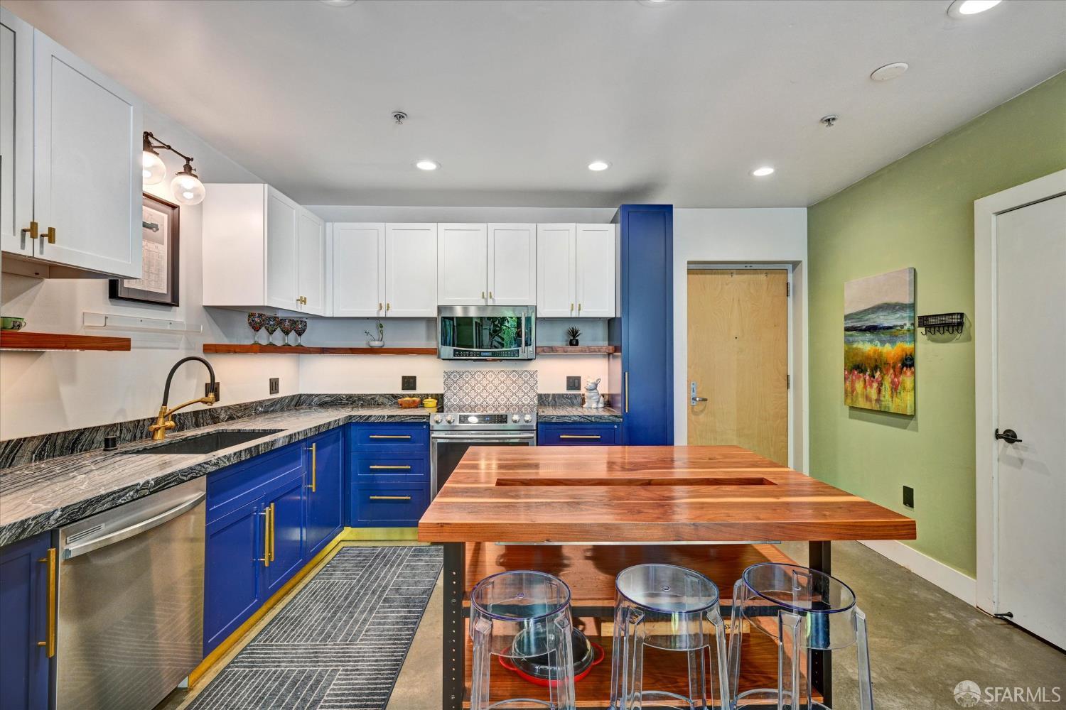 1219 Pine Street Oakland, CA 94607 - Photo 8 of 20