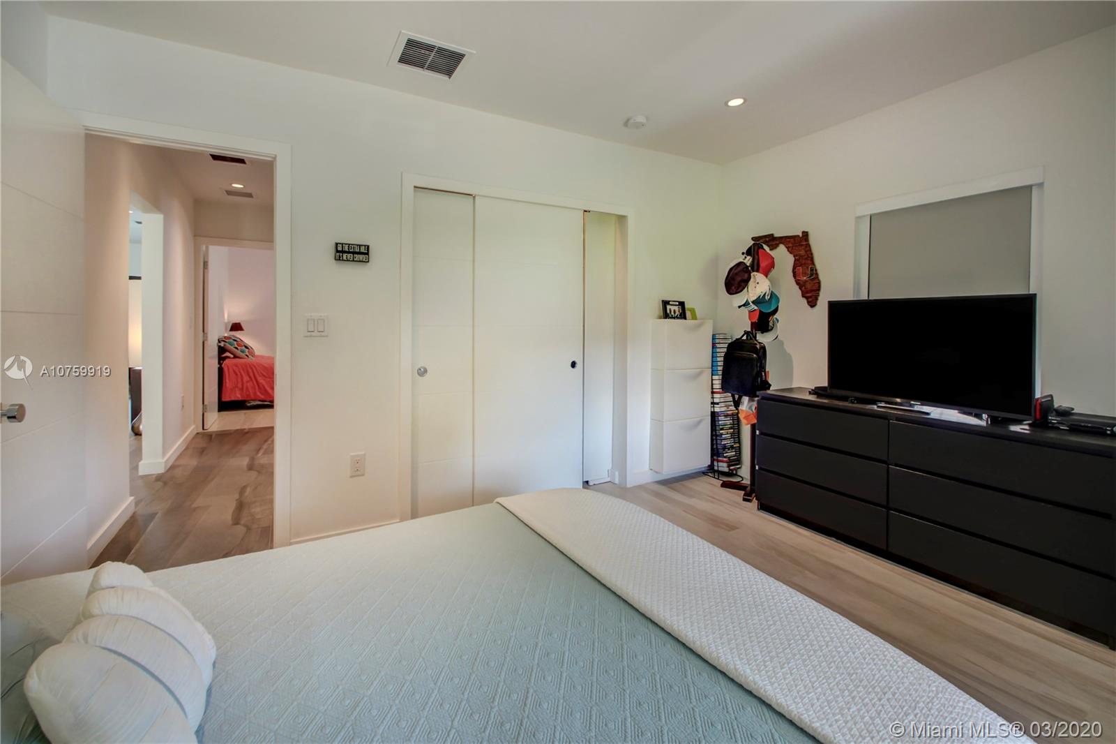 8834 Abbott Avenue Surfside, FL 33154 - Photo 23 of 34