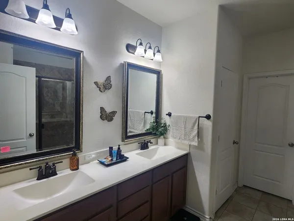 $2,300 | 524 Landmark Gate, Cibolo, TX 78108