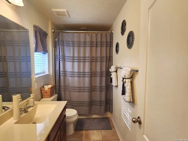 $2,300 | 524 Landmark Gate, Cibolo, TX 78108