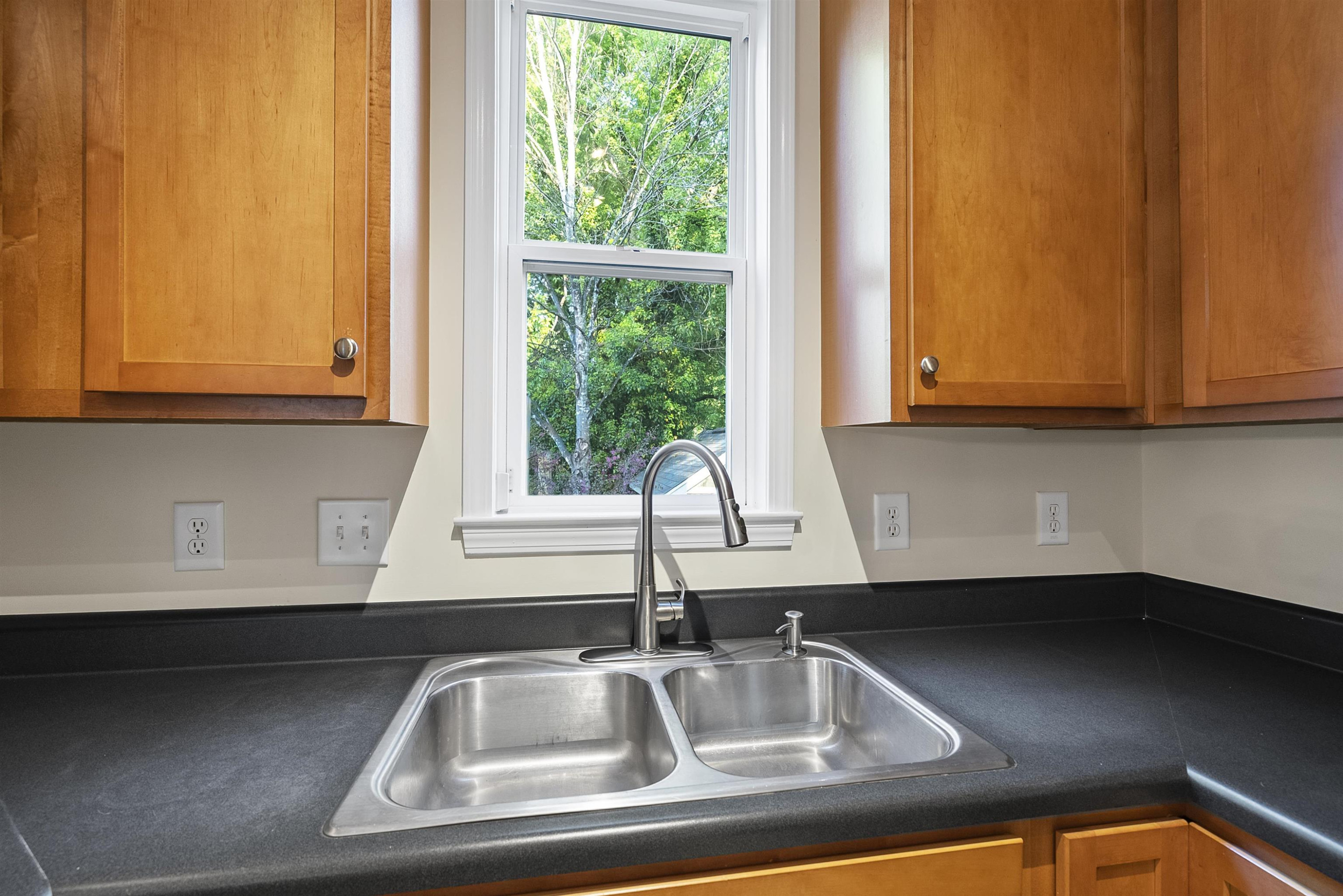 313 Cooke Street Raleigh, NC 27601 - Photo 9 of 25 Photo 9