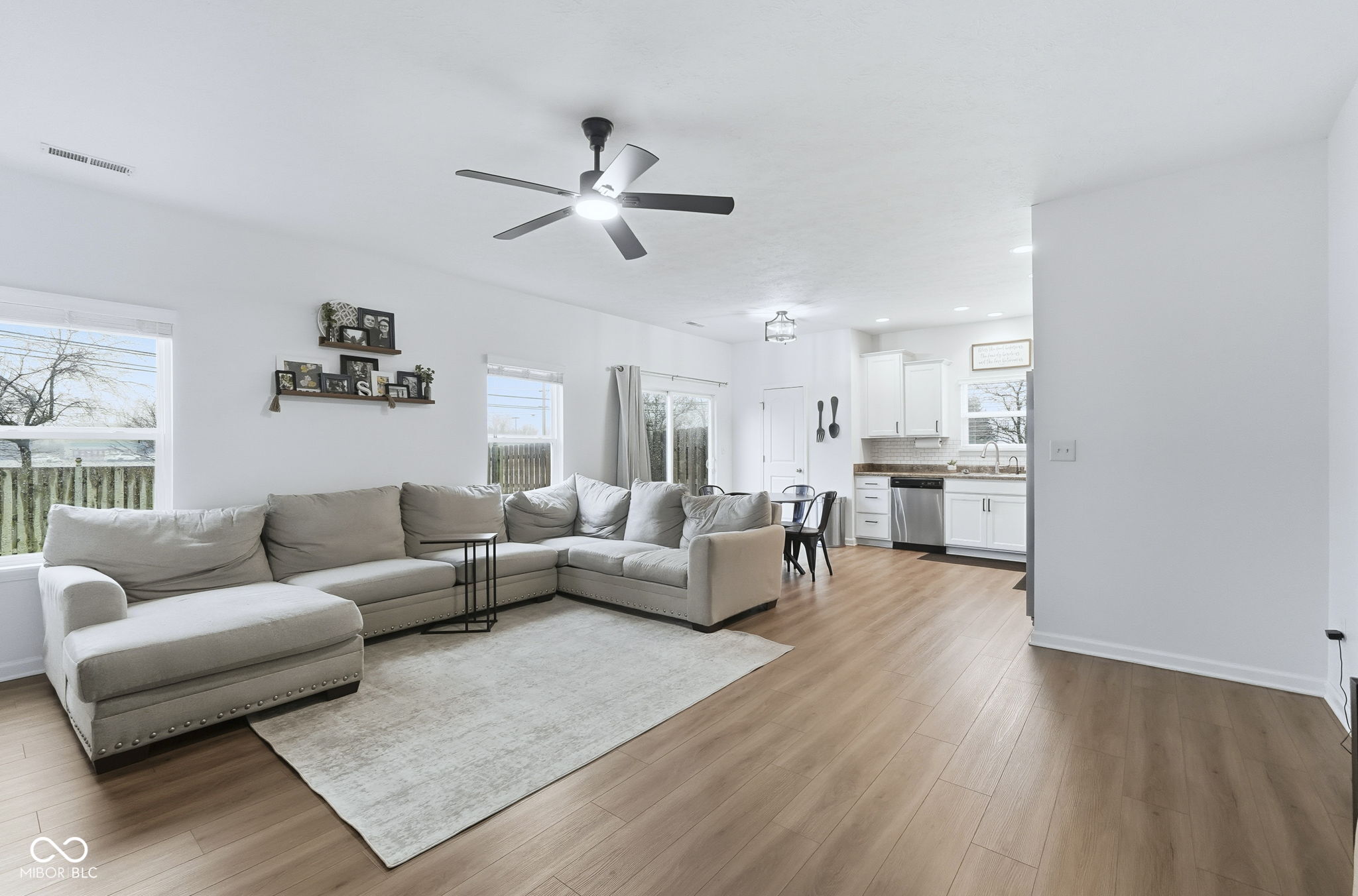 2327 Creston Meadows Greenfield, IN 46140 - Photo 19 of 38