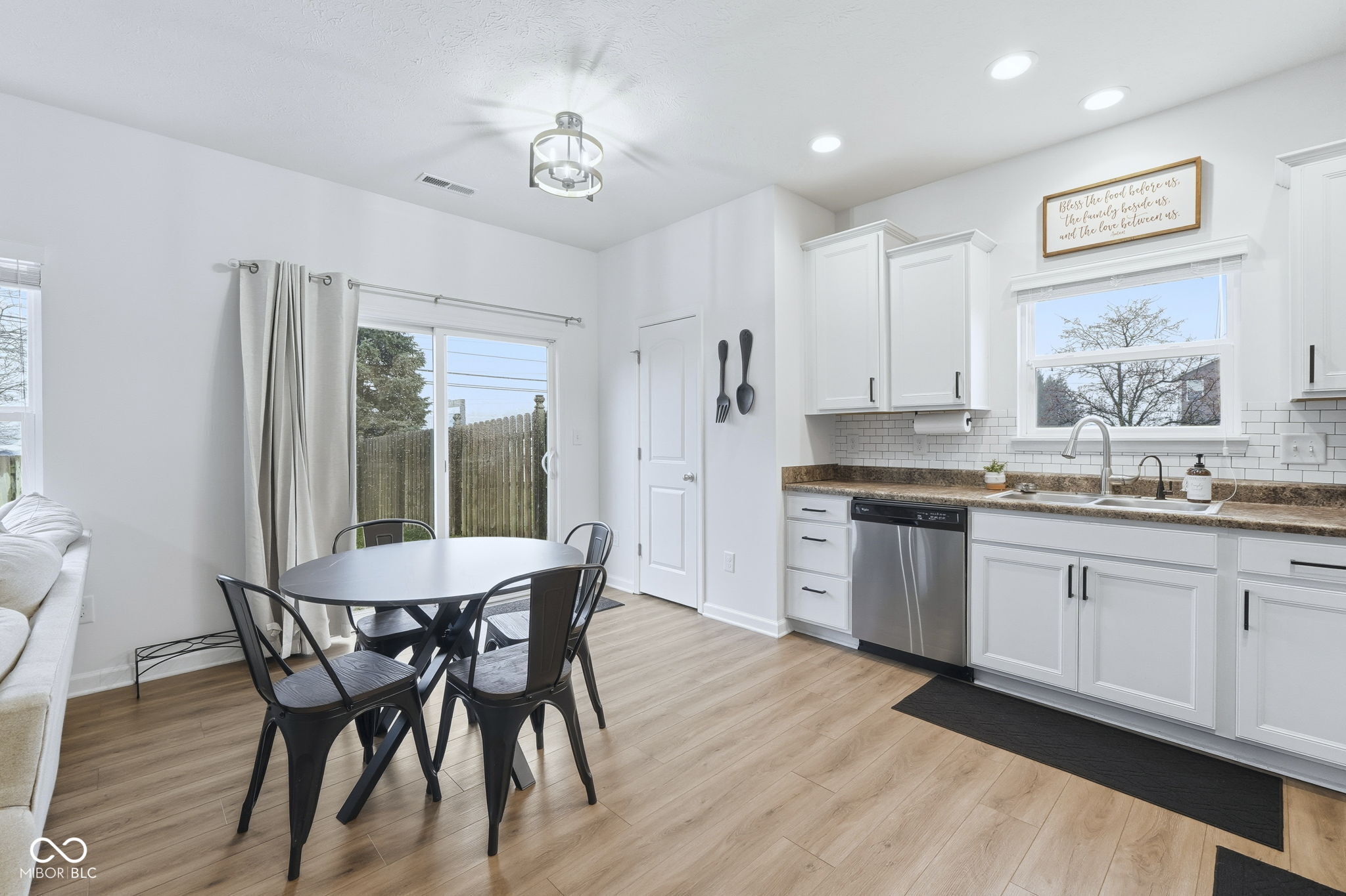 2327 Creston Meadows Greenfield, IN 46140 - Photo 24 of 38