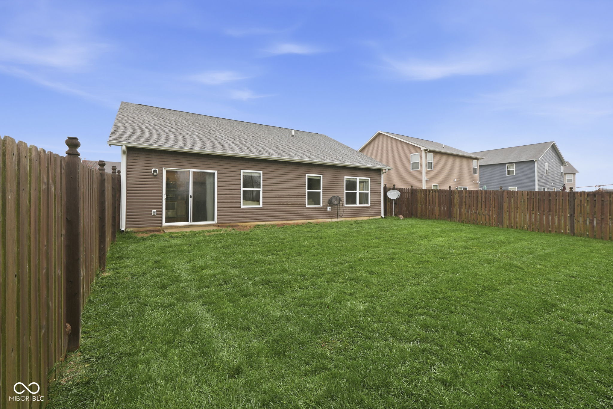 2327 Creston Meadows Greenfield, IN 46140 - Photo 32 of 38