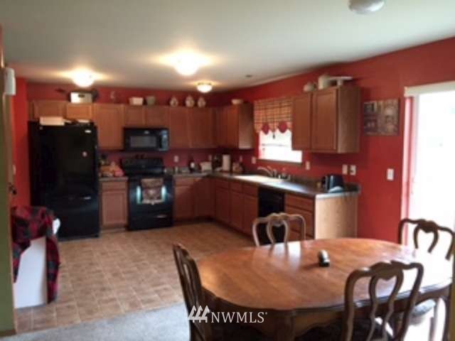 2160 Southwest Lazuli Street Port Orchard, WA 98367 - Photo 4 of 10