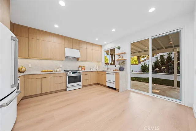 $1,850,000 | 33 Winterfield Road, Irvine, CA 92602