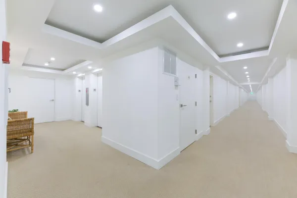 $8,000 | 170 North Ocean Boulevard, Unit 511, Palm Beach, FL 33480