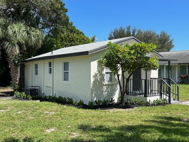 1750 West 12th Street Riviera Beach, FL 33404 - Photo 6 of 23 IMG_3707