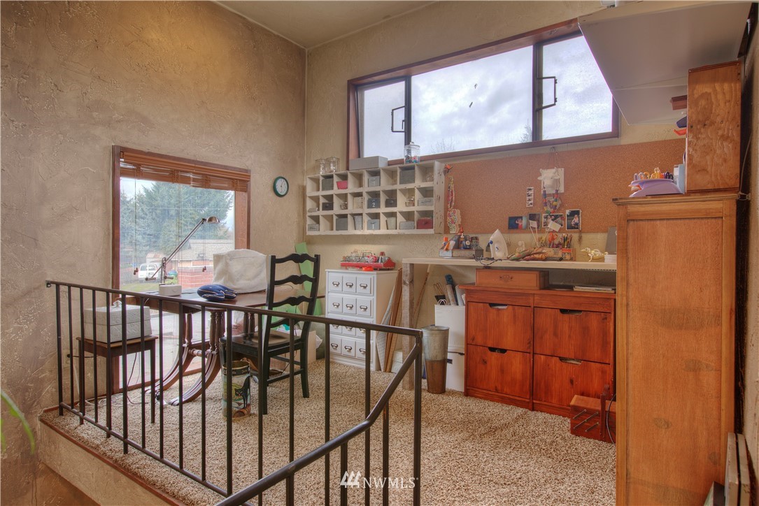 11915 Southeast 167th Street Renton, WA 98058 - Photo 18 of 25 Gallery Image 18