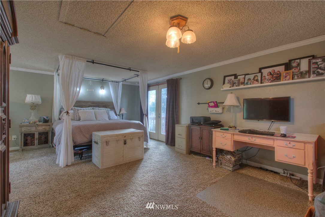 11915 Southeast 167th Street Renton, WA 98058 - Photo 19 of 25 Gallery Image 19