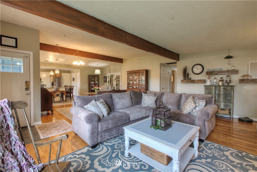 11915 Southeast 167th Street Renton, WA 98058 - Photo 9 of 25 Gallery Image 9
