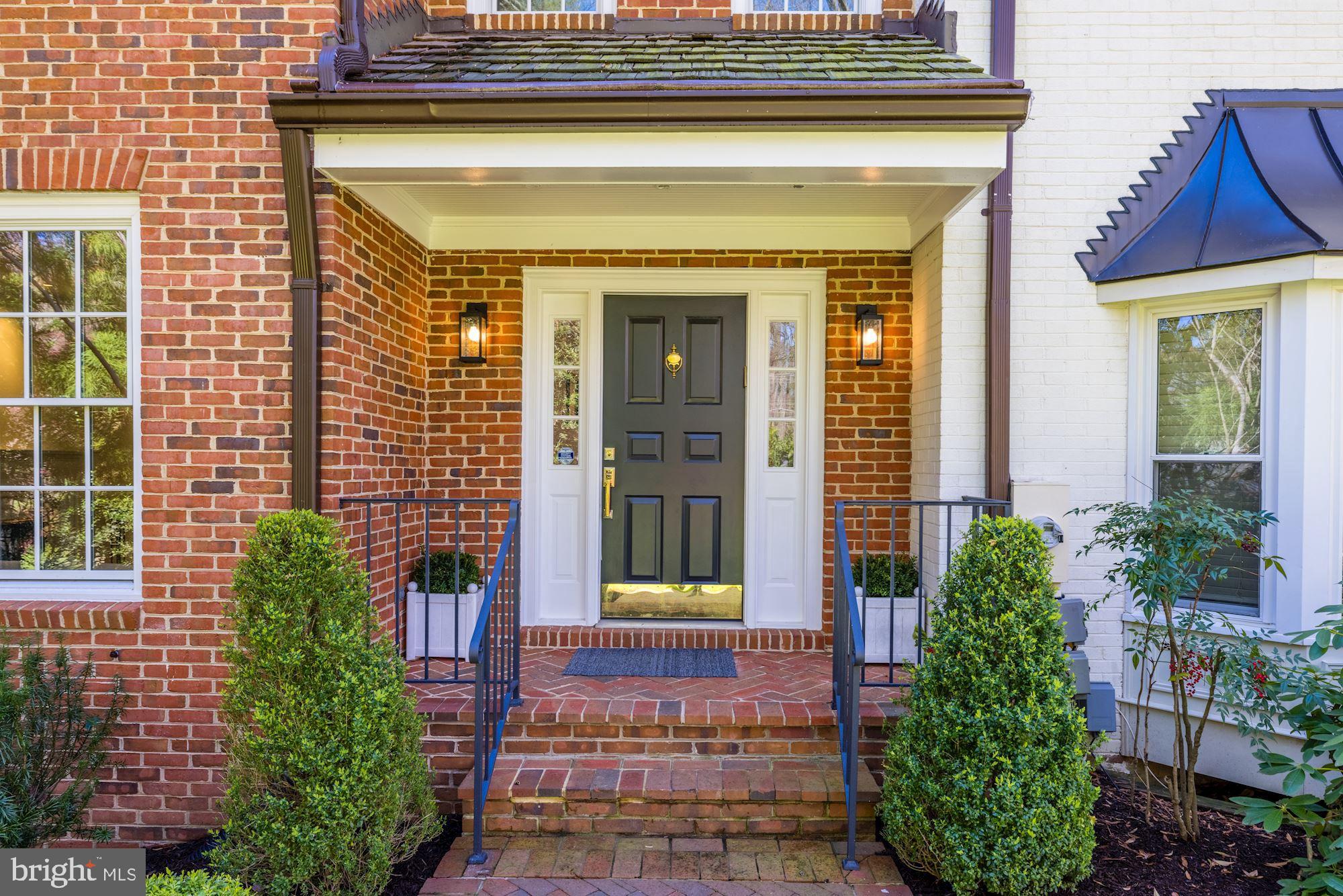7276 Evans Mill Road McLean, VA 22101 - Photo 2 of 9