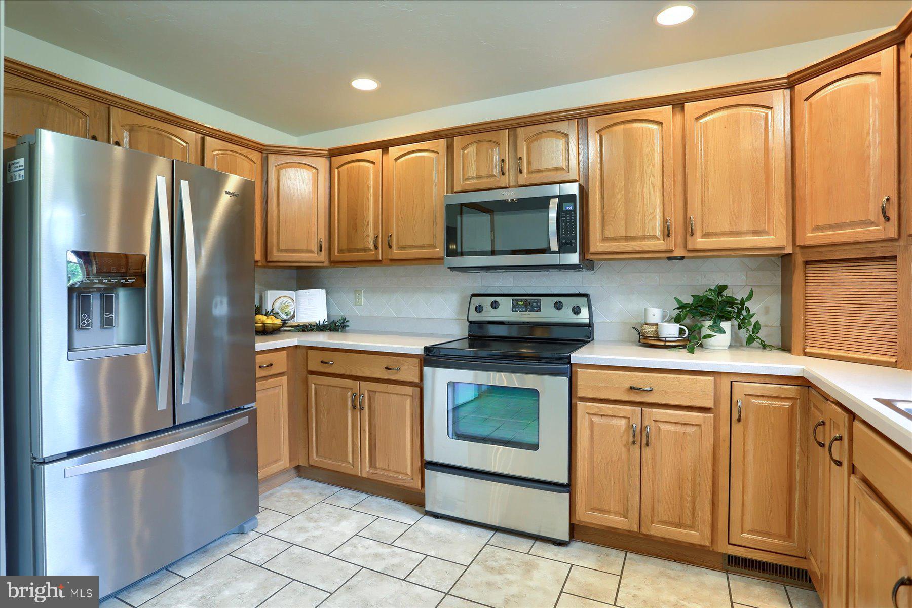 121 Ormiston Drive Middletown, PA 17057 - Photo 15 of 41