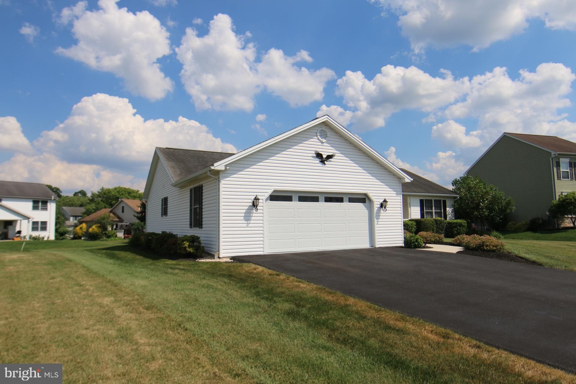 121 Ormiston Drive Middletown, PA 17057 - Photo 2 of 41