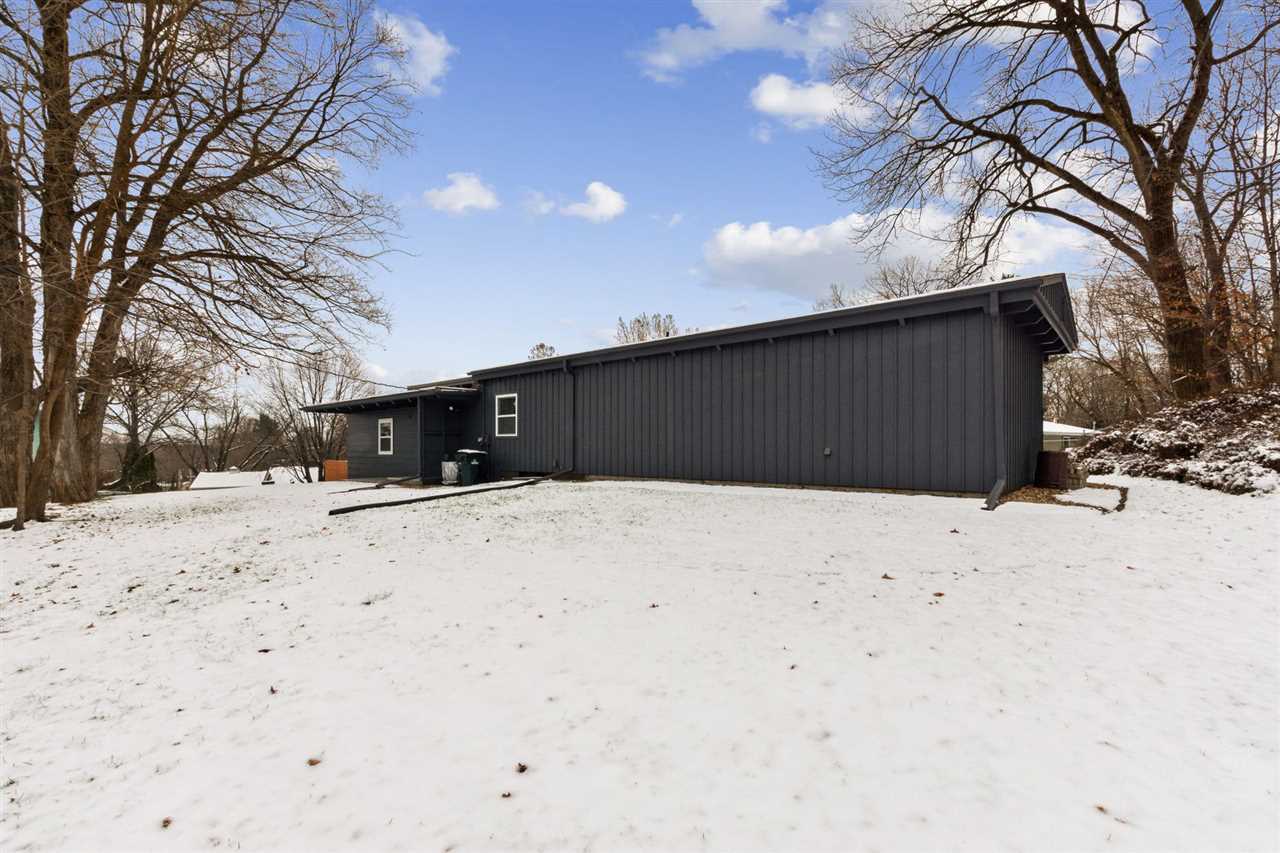353 Trailridge Road Southeast Cedar Rapids, IA 52403 - Photo 33 of 37 Gallery Image 33