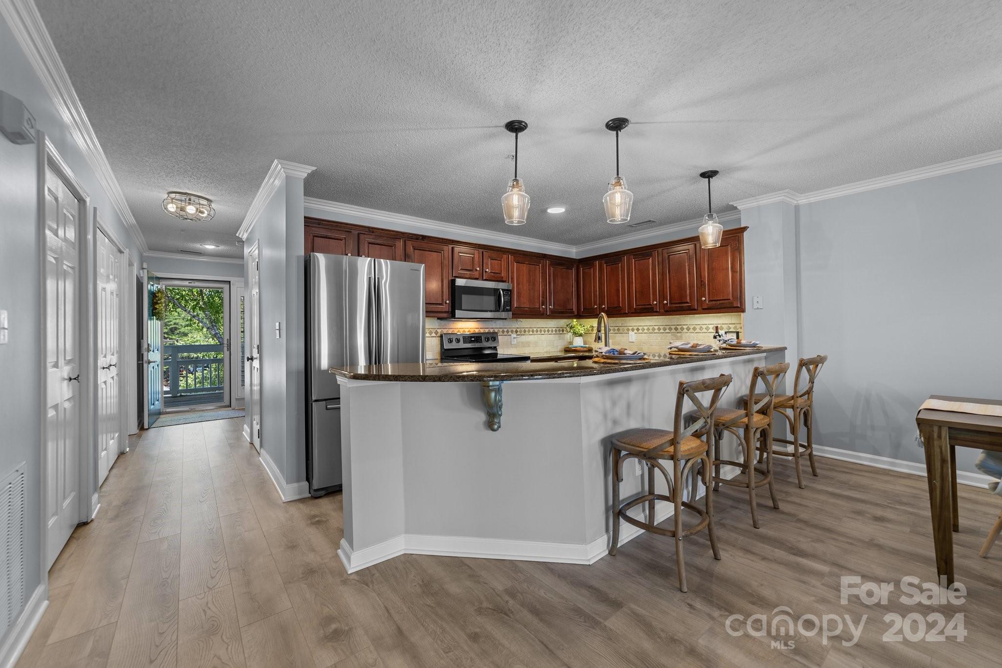 1233 Torrence Circle Davidson, NC 28036 - Photo 7 of 15 Gallery Image 7