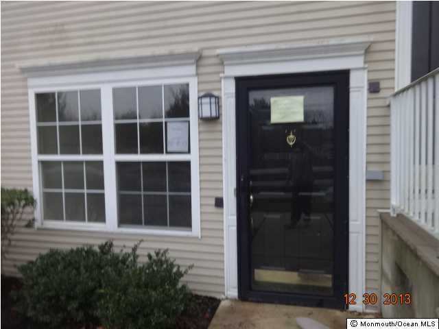 53 Prestwick Road Manalapan, NJ 07726 - Photo 1 of 6 Primary Photo