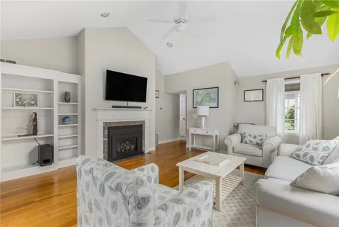 $698,000 | 213 Corey Lane, Unit 213, Middletown, RI 02842