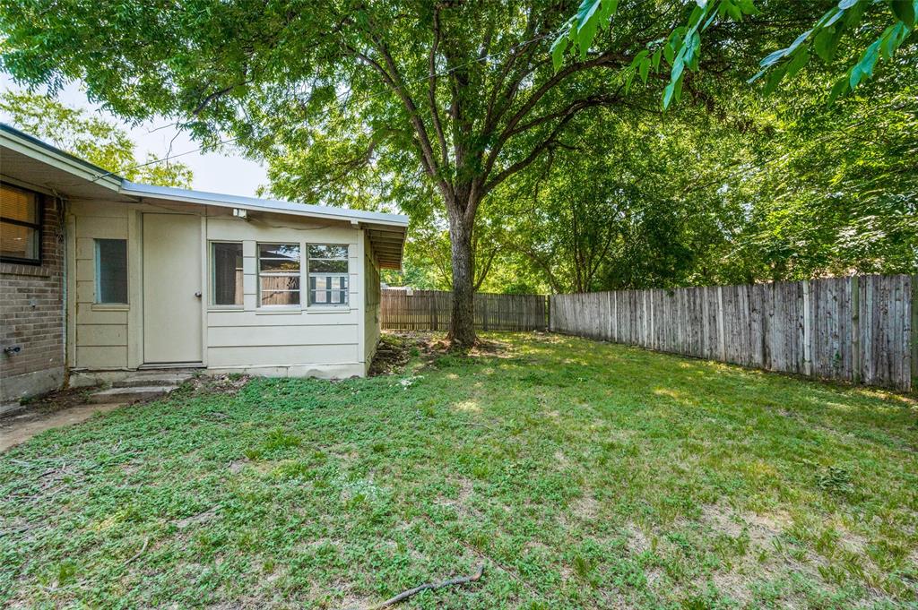 706 Goodyear Street Irving, TX 75062 - Photo 23 of 24