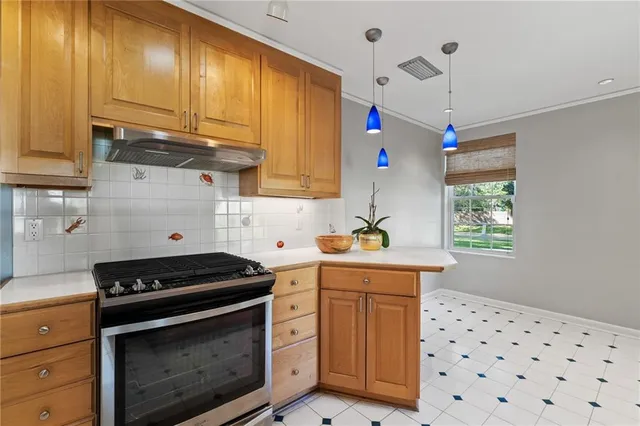 $3,200 | 482 Stanford Avenue, Baton Rouge, LA 70808