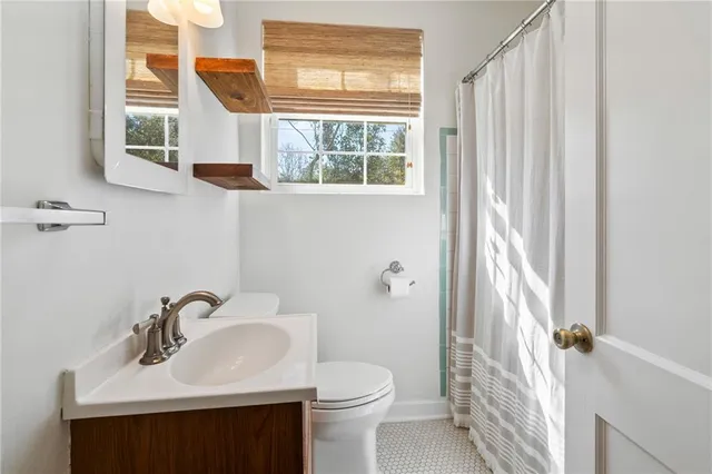 $3,200 | 482 Stanford Avenue, Baton Rouge, LA 70808