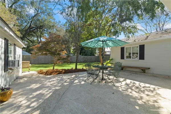 $3,000 | 482 Stanford Avenue, Baton Rouge, LA 70808