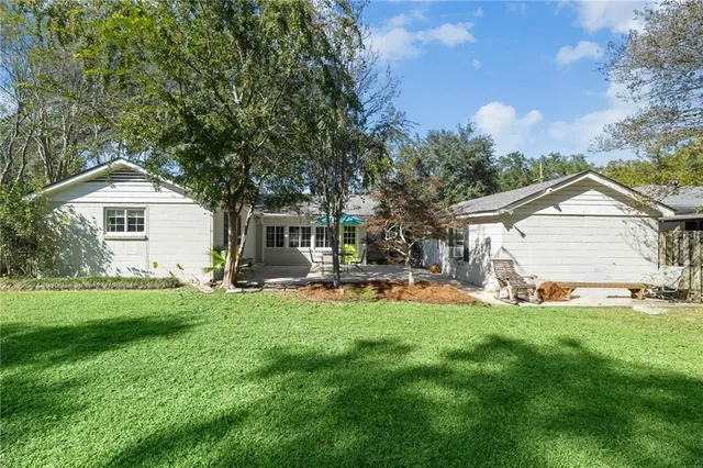 $3,200 | 482 Stanford Avenue, Baton Rouge, LA 70808