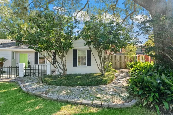 $3,000 | 482 Stanford Avenue, Baton Rouge, LA 70808