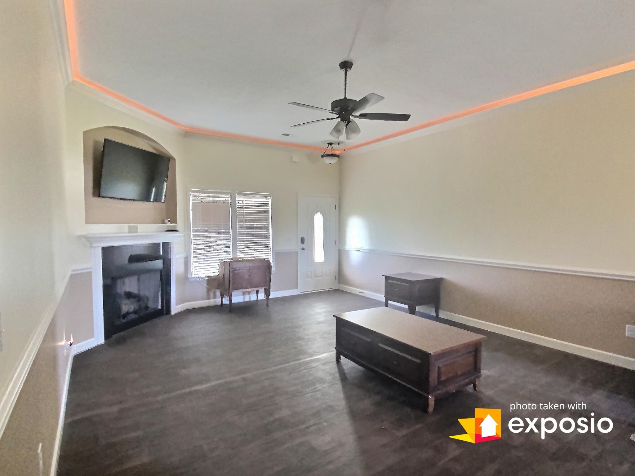 410 Newfield Court Inman, SC 29349 - Photo 4 of 33 Living Room