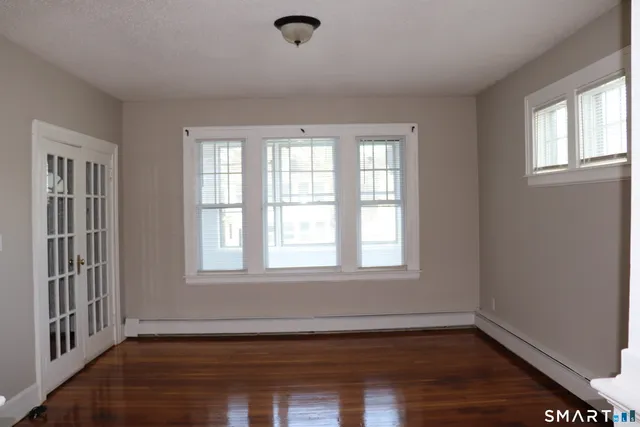 $1,800 | 152 Lyons Street, New Britain, CT 06052