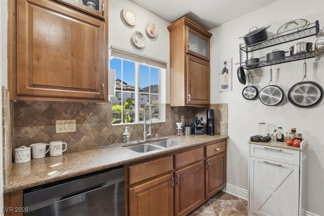 1113 Luna Eclipse Lane, Unit 2 Henderson, NV 89002 - Photo 17 of 40