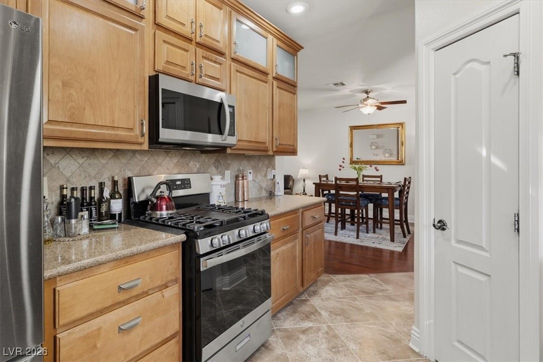 1113 Luna Eclipse Lane, Unit 2 Henderson, NV 89002 - Photo 18 of 40