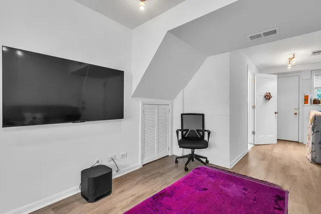 $350,000 | 7503 161st Place, Tinley Park, IL 60477