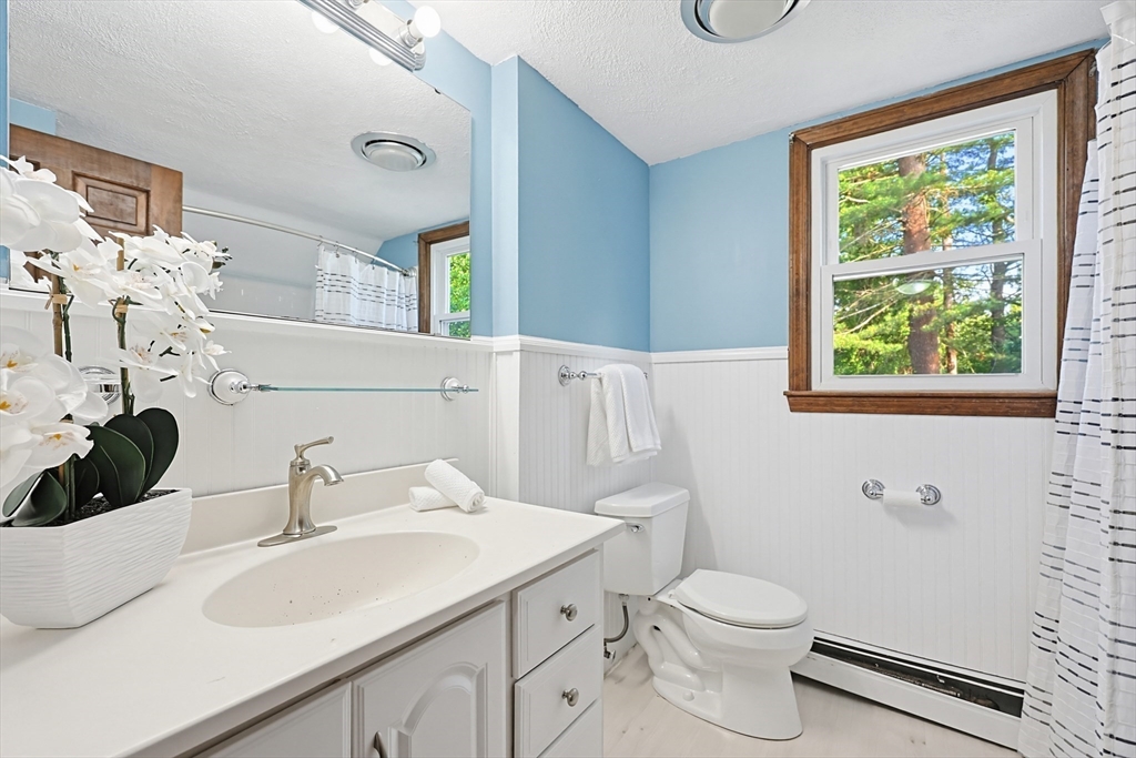 12 Illinois Road Tewksbury, MA 01876 - Photo 29 of 32