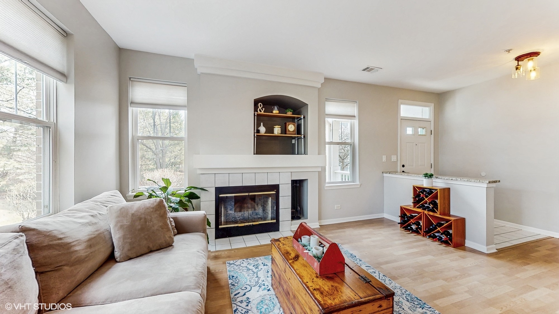 132 Tanglewood Drive, Unit 132 Glen Ellyn, IL 60137 - Photo 5 of 30