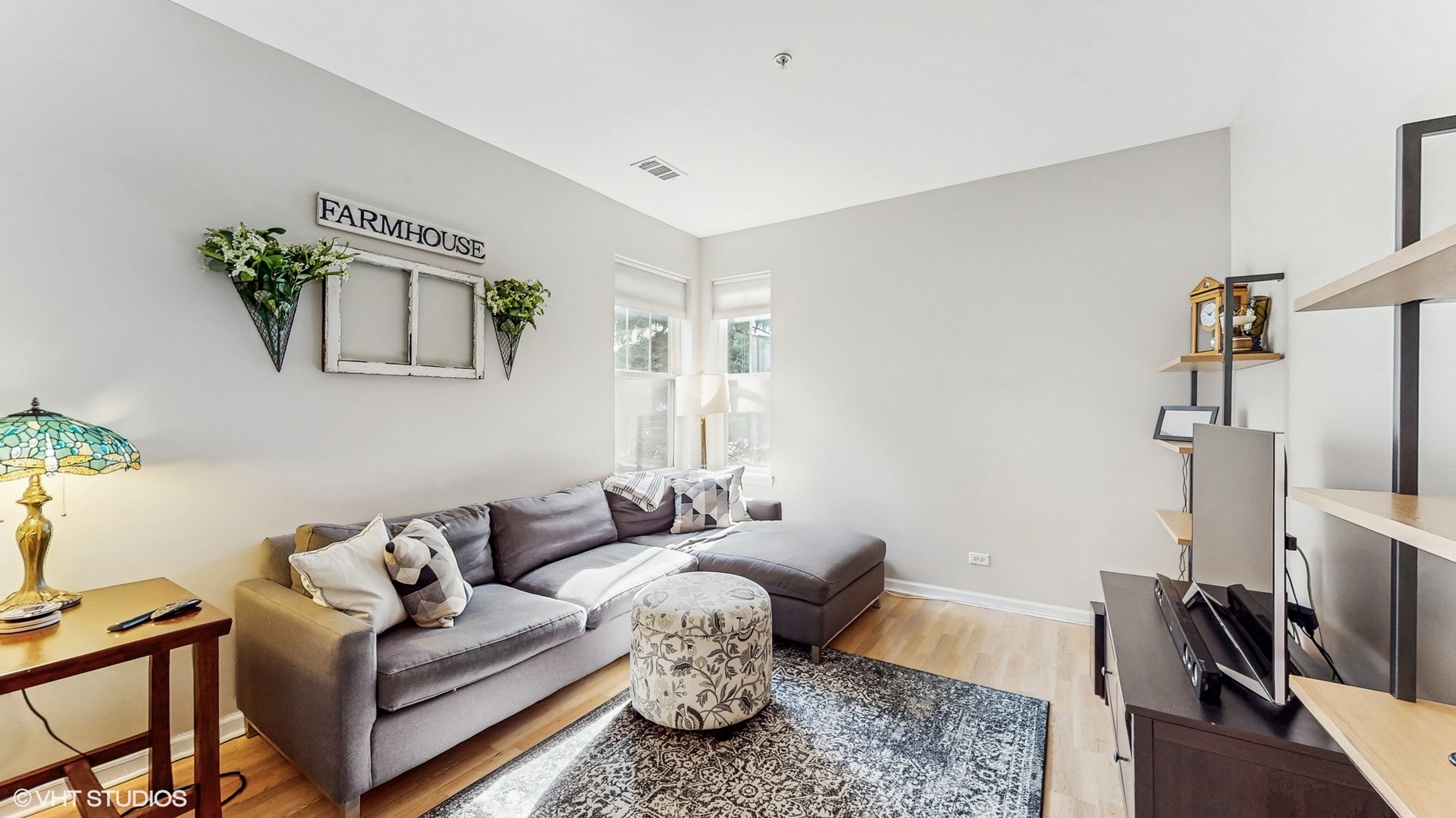 132 Tanglewood Drive, Unit 132 Glen Ellyn, IL 60137 - Photo 8 of 30