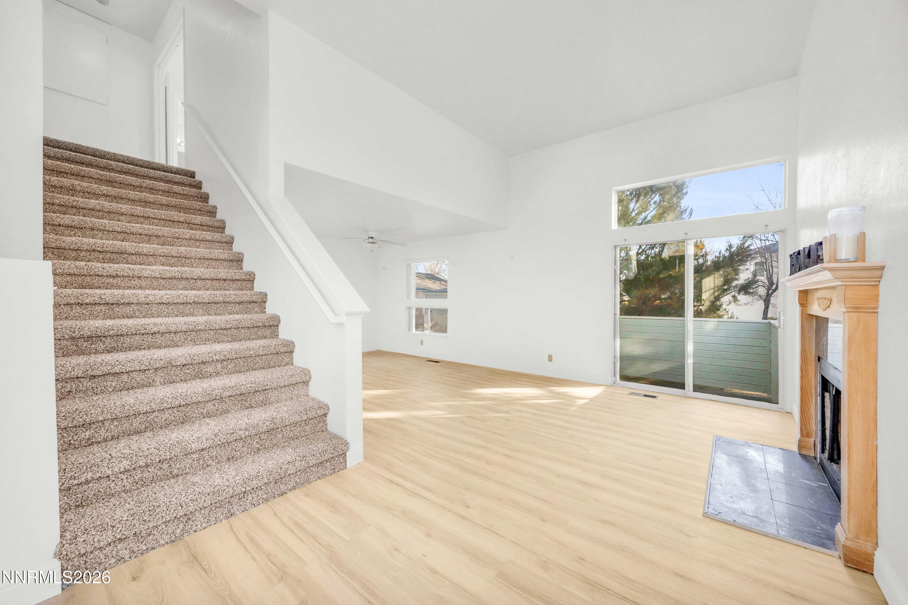 7554 Whimbleton Way Reno, NV 89511 - Photo 5 of 27 3_img_3821