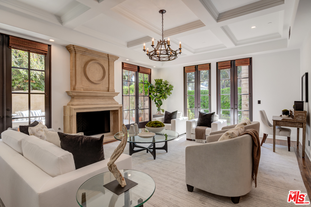 425 4th Street Santa Monica, CA 90402 - Photo 11 of 50