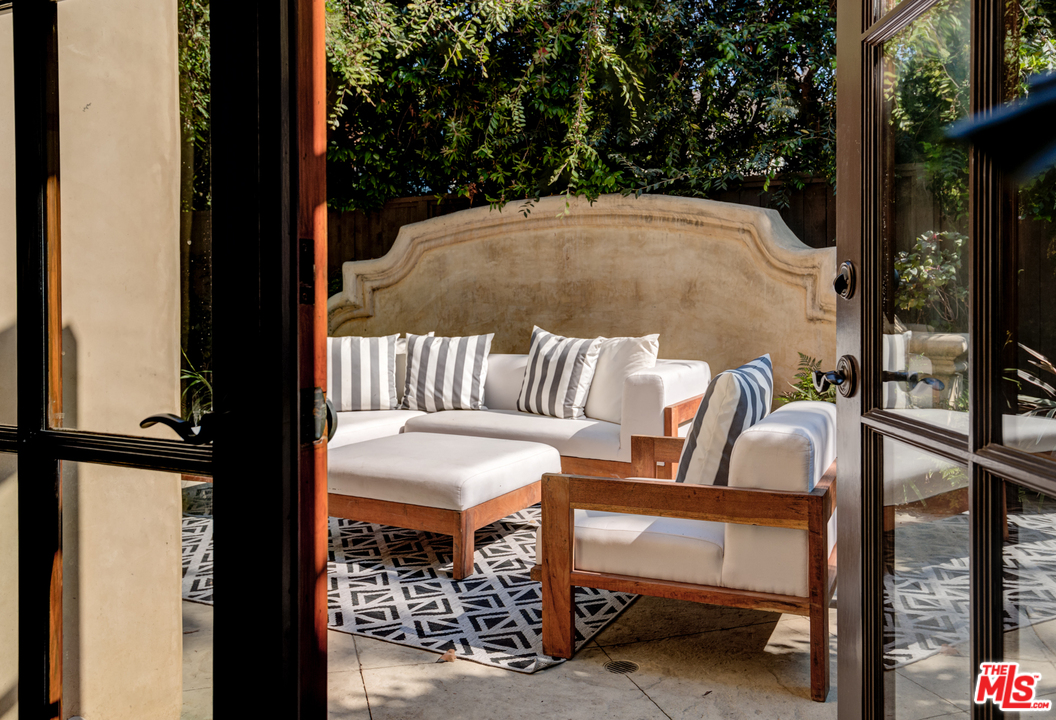 425 4th Street Santa Monica, CA 90402 - Photo 13 of 50