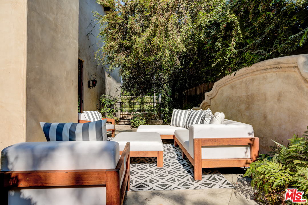 425 4th Street Santa Monica, CA 90402 - Photo 14 of 50