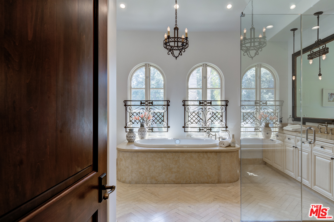 425 4th Street Santa Monica, CA 90402 - Photo 30 of 50