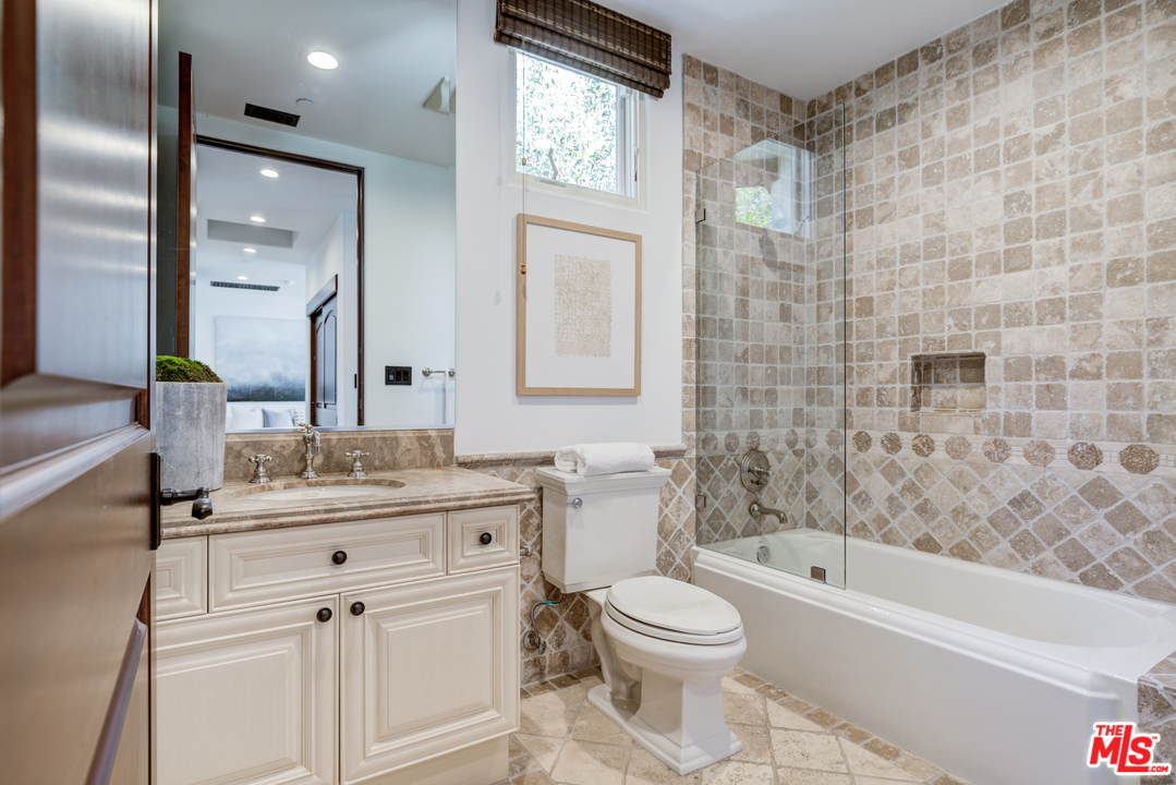 425 4th Street Santa Monica, CA 90402 - Photo 39 of 50