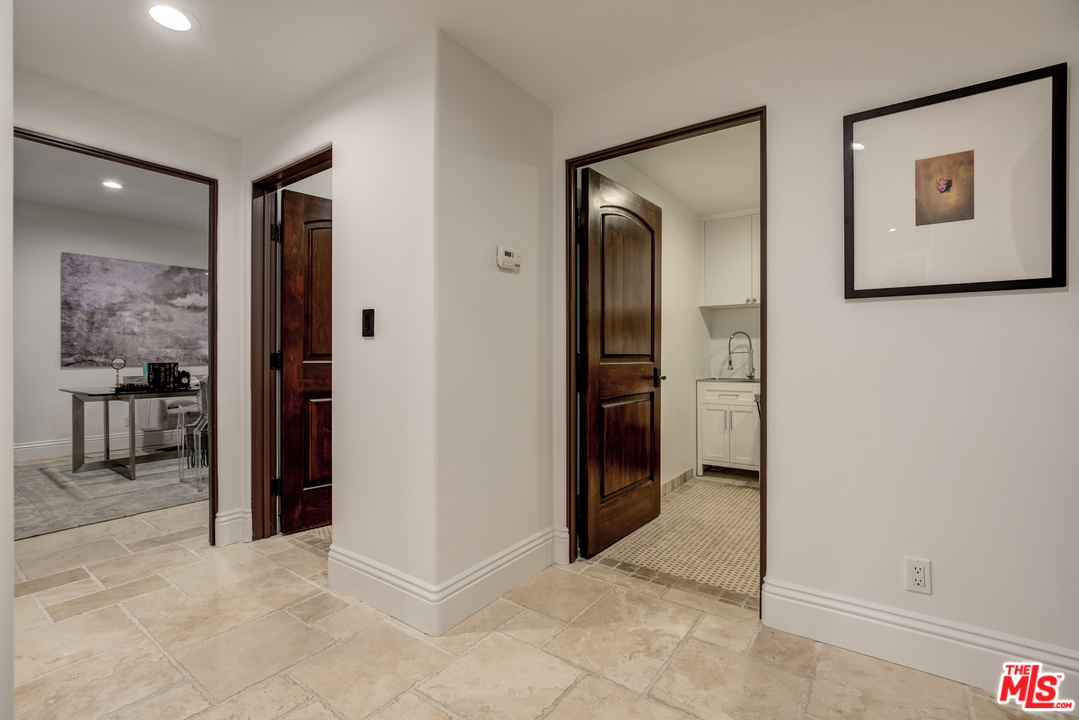 425 4th Street Santa Monica, CA 90402 - Photo 46 of 50