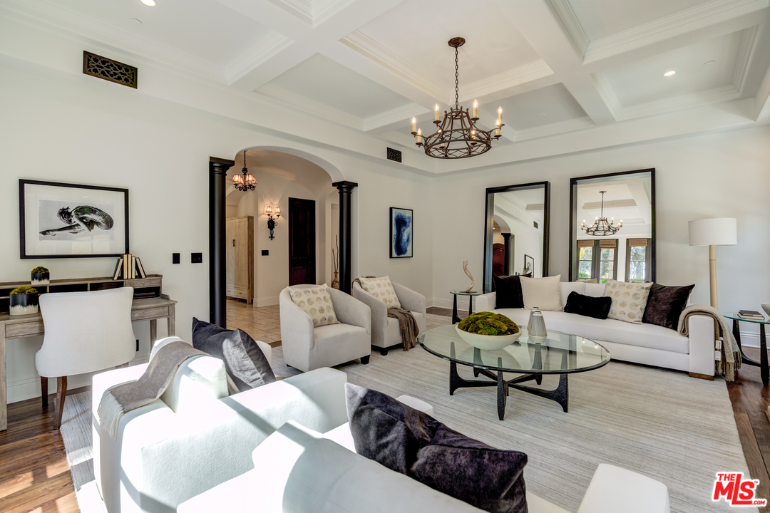 425 4th Street Santa Monica, CA 90402 - Photo 10 of 50