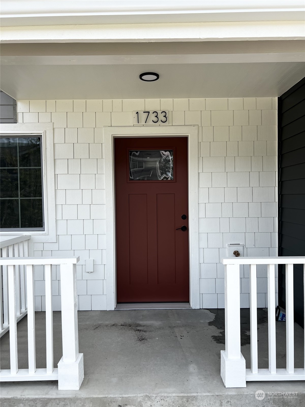 1733 Sunup Loop Bellingham, WA 98226 - Photo 2 of 16