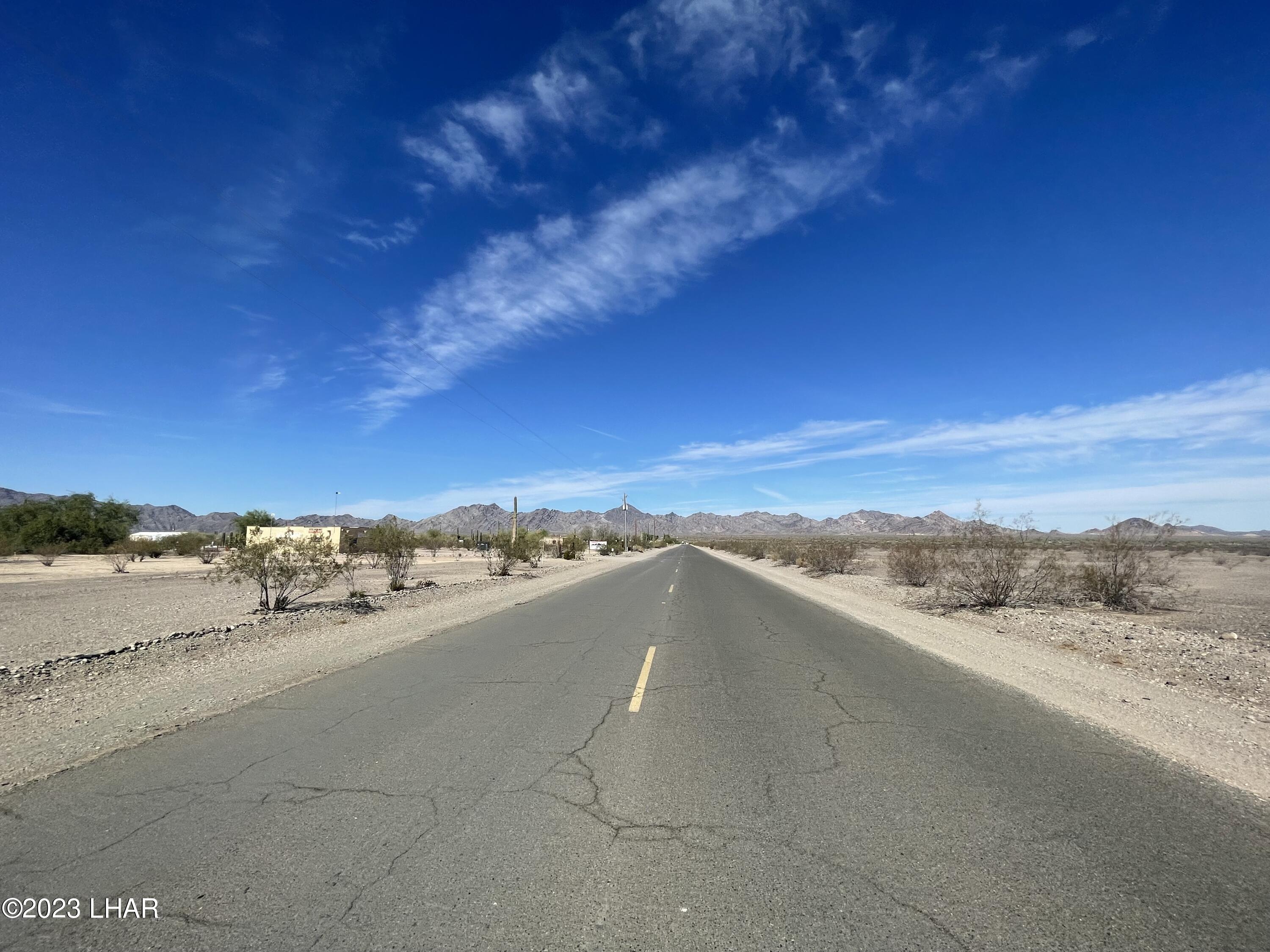 29700-0 La Paz Valley Road Quartzsite, AZ 85346 - Photo 3 of 10 West 53rd