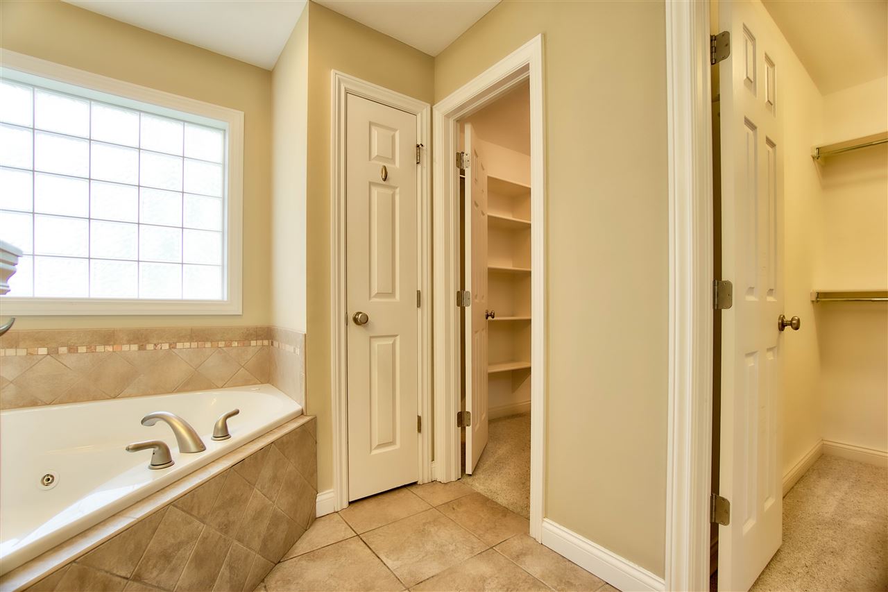 4408 Huntington Ridge Circle Newburgh, IN 47630 - Photo 18 of 36 Gallery Image 18