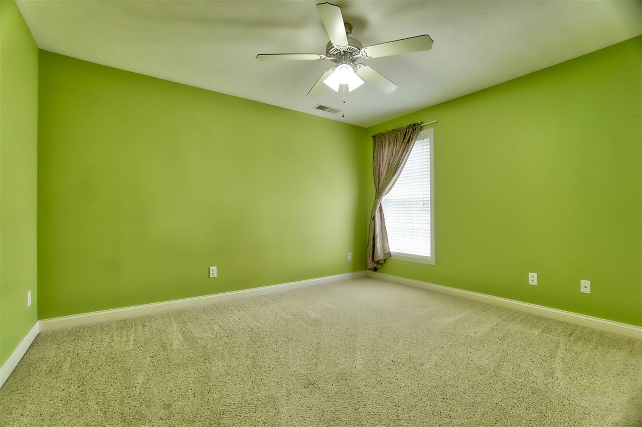 4408 Huntington Ridge Circle Newburgh, IN 47630 - Photo 34 of 36 Gallery Image 34
