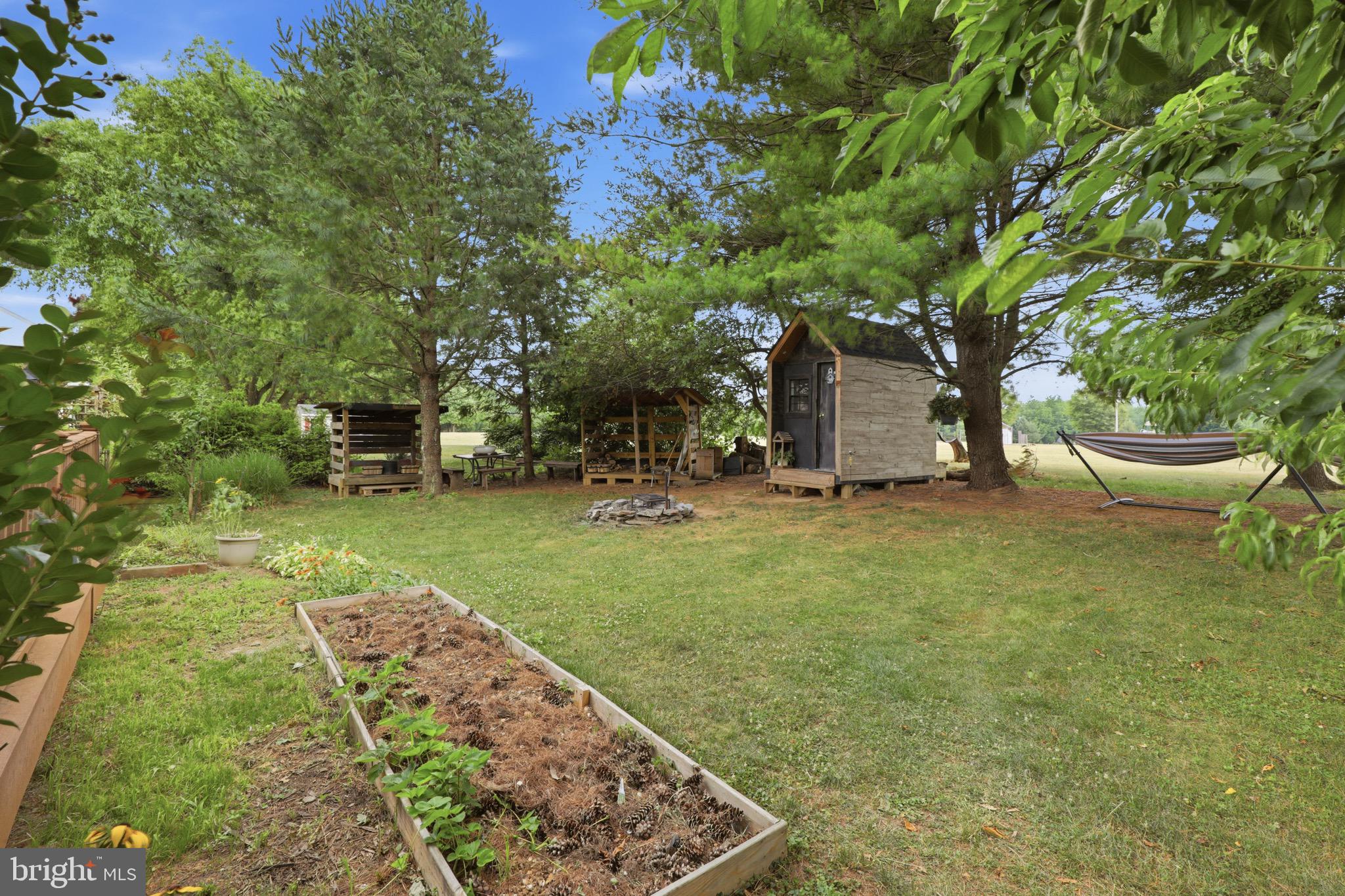 230 Cambridge Lane Lititz, PA 17543 - Photo 48 of 59 Established garden