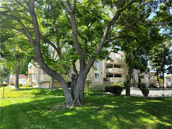 $3,500 | 3845 Farquhar Avenue, Unit 106, Los Alamitos, CA 90720